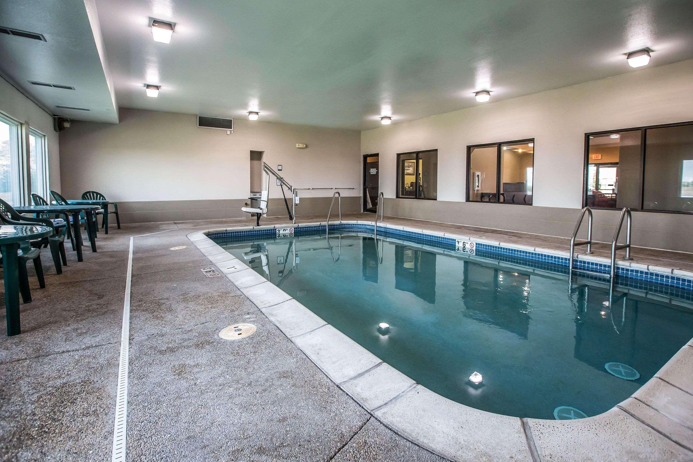 Quality Inn & Suites Mendota Near I-39 Exteriér fotografie